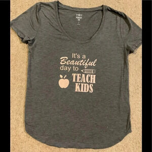 Teacher graphic Tshirt, S. O. Size large. Gray with rose gold print